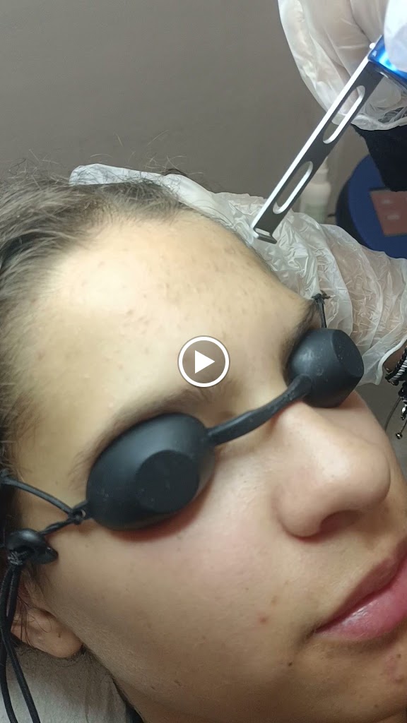 Estil 7 Perruqueria y Estetica — Del propietario