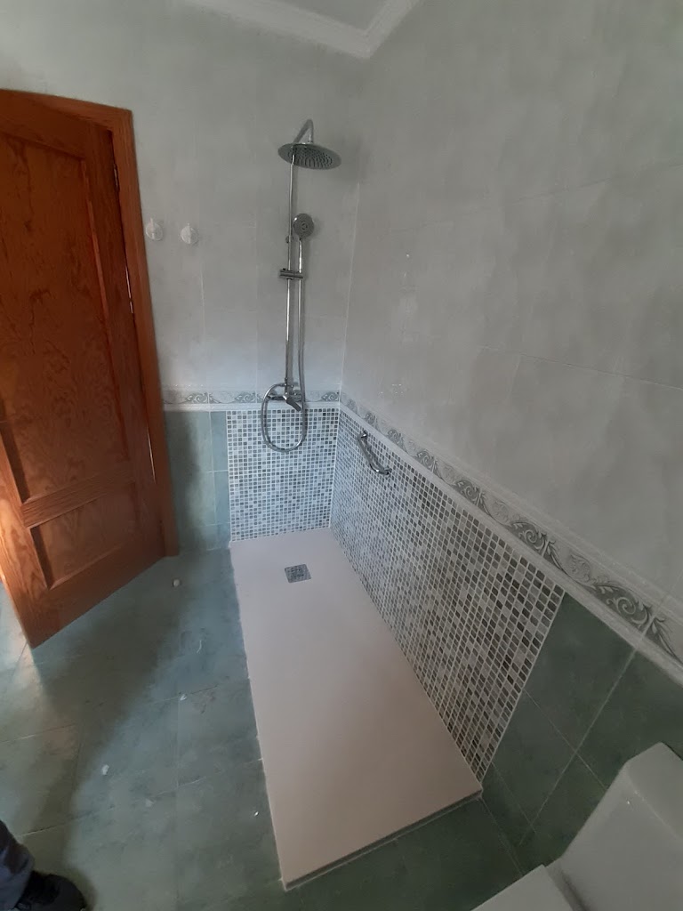 Reparaciones domingo — Cuarto de bano