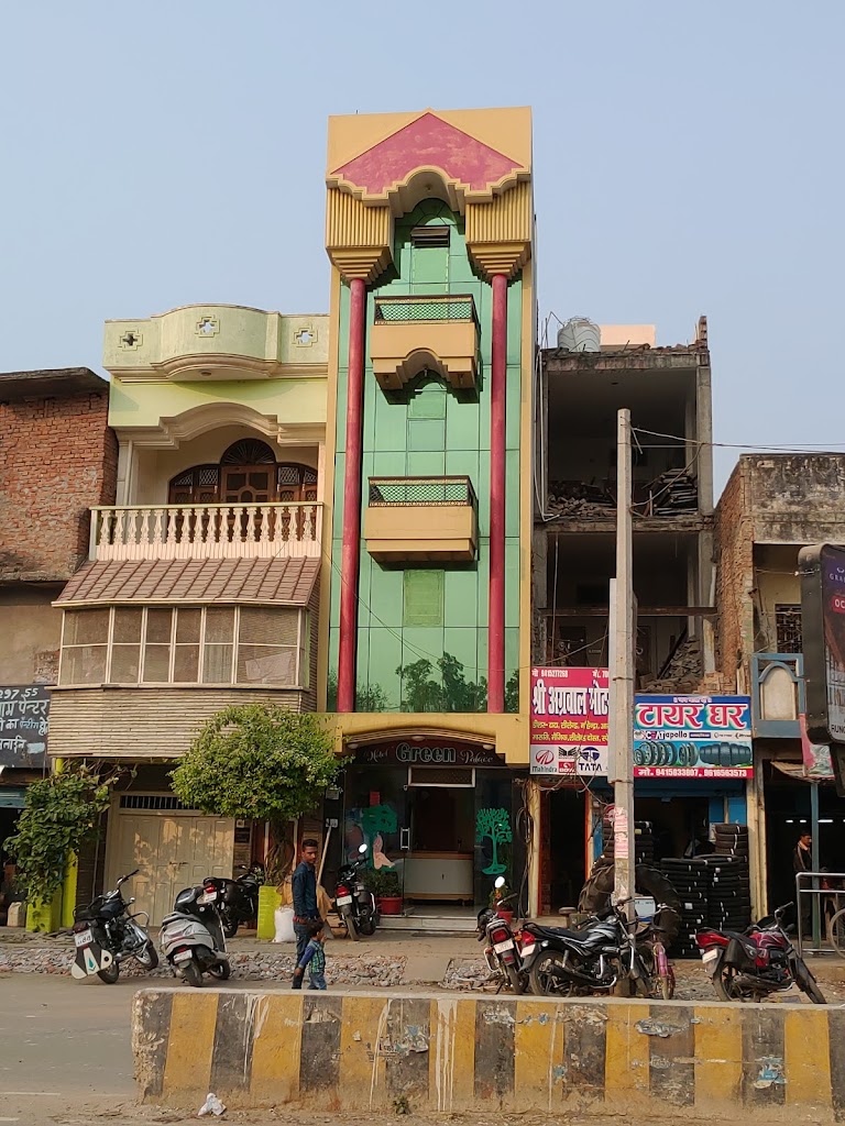 Hotel Green Palace Ujala Resturant