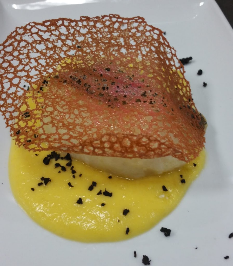 RESTAURANTE-TABERNA LA CHIVA — Comida y bebida
