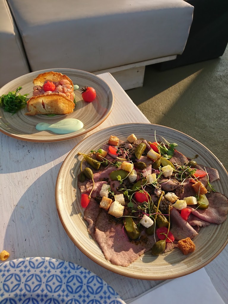 Lamarserena — Comida y bebida
