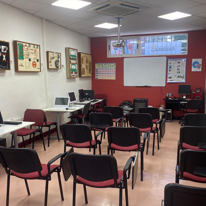 Autoescuela Galdakao — Del propietario
