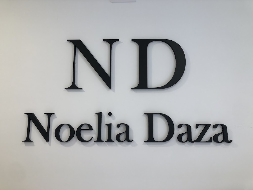 NOELIA DAZA Salon De Belleza — Del propietario