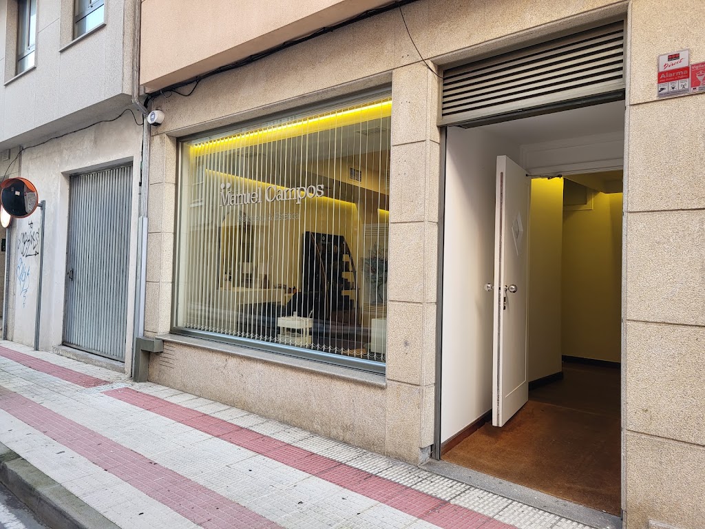 Manuel Campos — Exterior