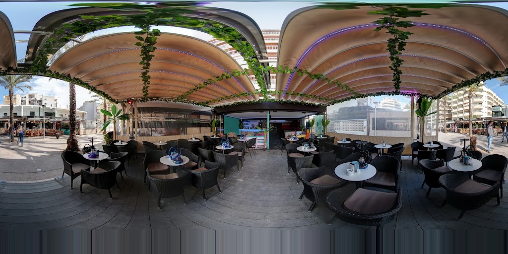 The Club Salou — Ambiente