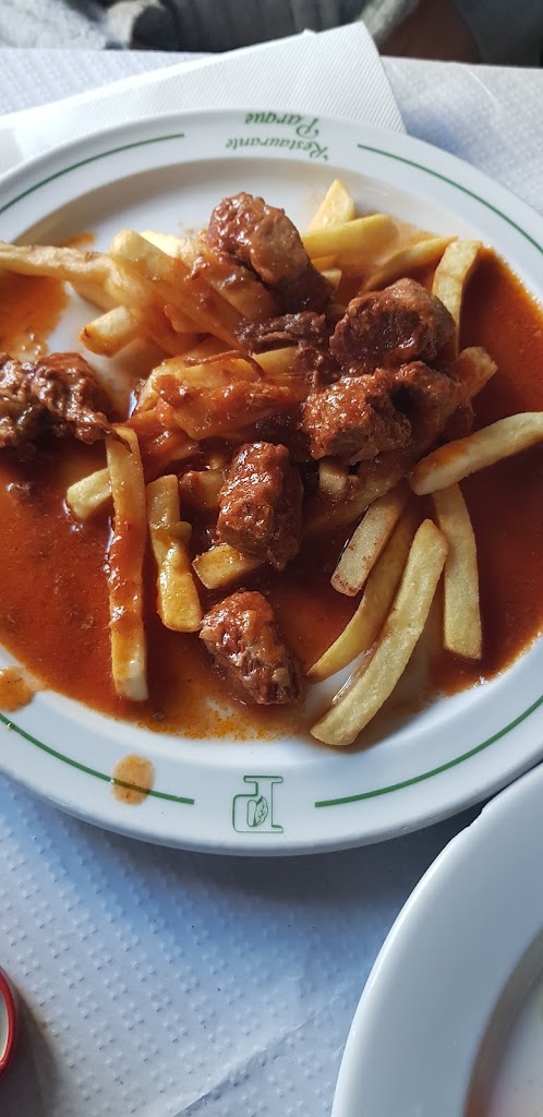 Bar restaurante cerveceria Parque — Comida y bebida