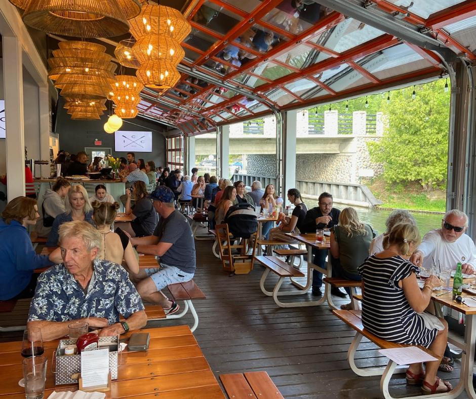  The Indian Crossing Waterfront Restaurant & Bar