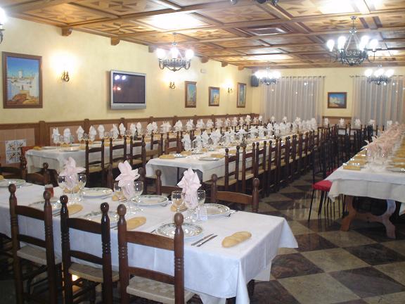 CAFETERIA RESTAURANTE Mirasol - Hnos. Hidalgo Ramirez S.L. — Ambiente