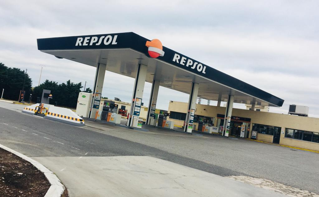 Area de Servicio Palacios de Goda - Repsol