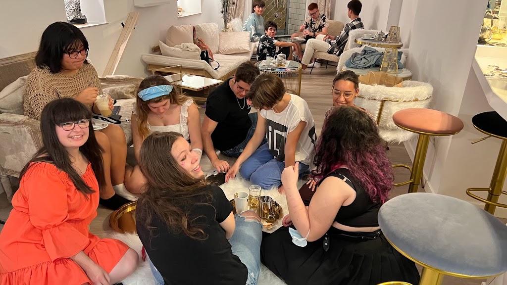 Restaurante - Cafeteria - El Salon de mi casa - CAT CAFE