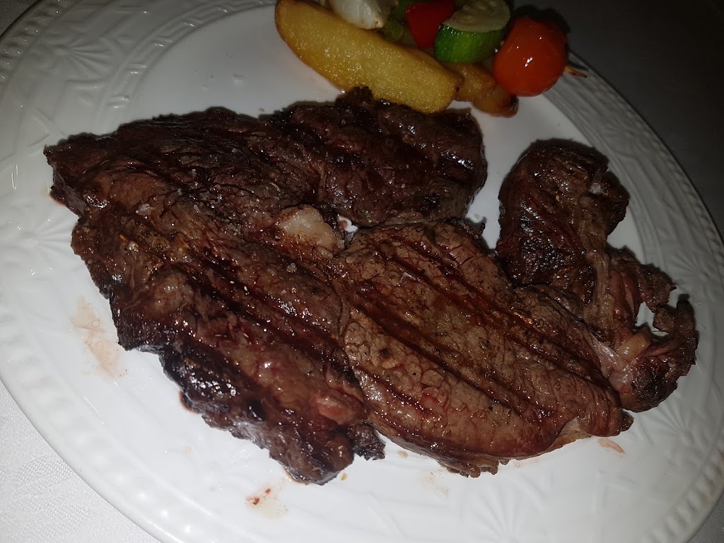 Restaurante Jardines Las Conchas — Churrasco