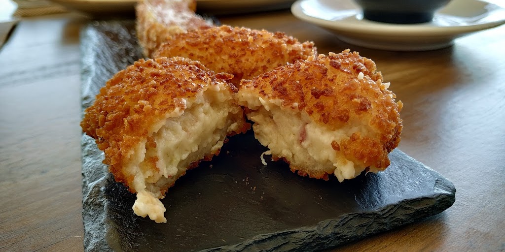 Restaurante Asador Trece Rosas de Bukovina — Croqueta