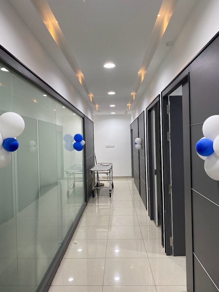 Dr. Dhileepan Heart Hospital Cardiologist