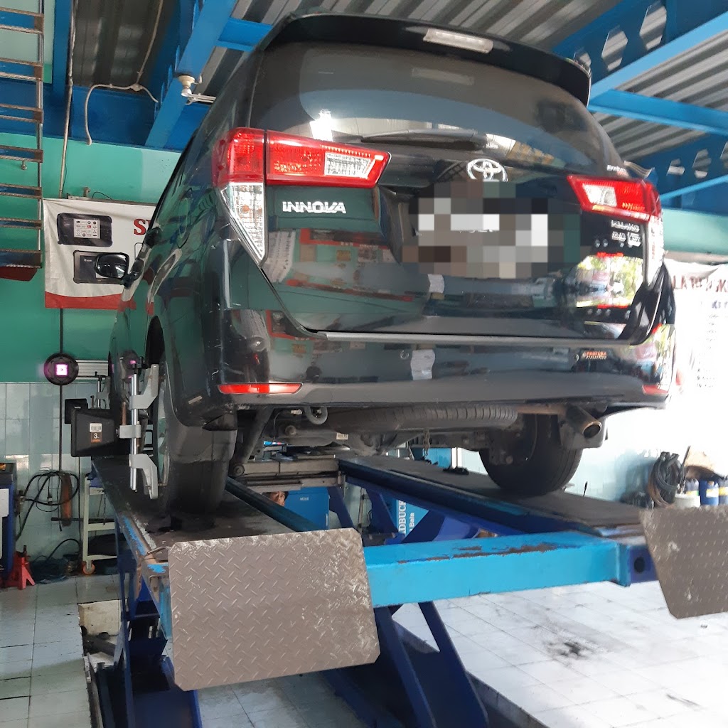 Bengkel Mobil B&S Profesional Car Maintenance (Dunlop Shop)