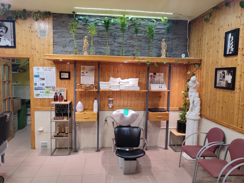 Peluqueria De Caballeros Saldana — Interior