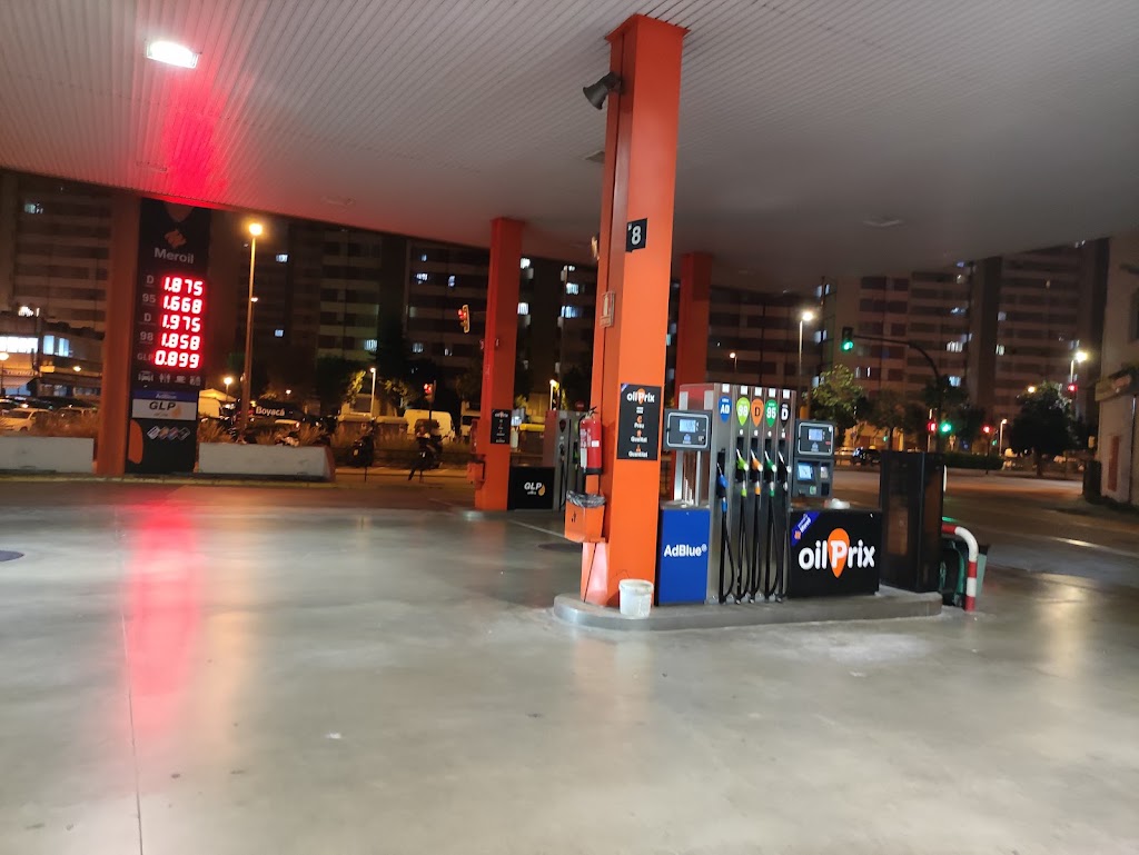 Gasolinera Meroil Estadella — Estacion de servicio