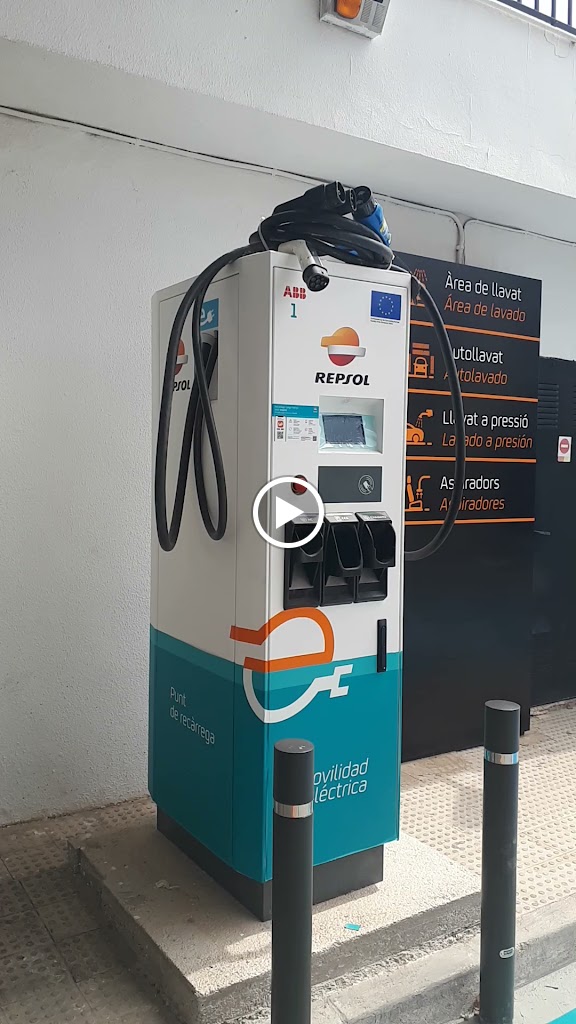 Estacion de Servicio Repsol — Videos