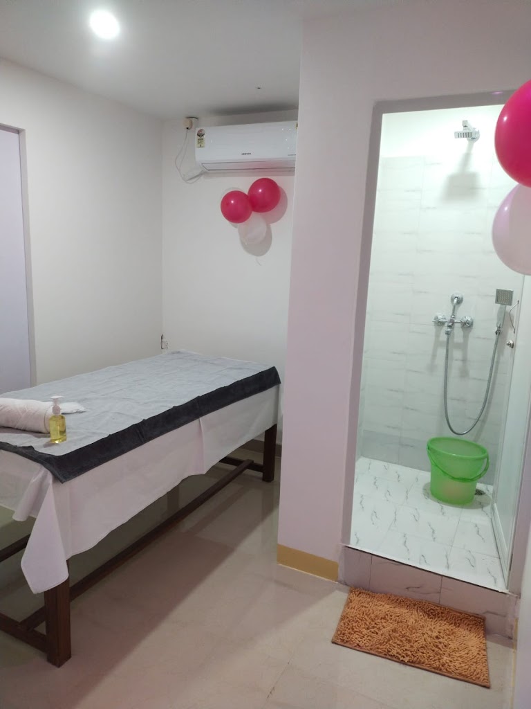 Herbal Hut Spa And Salon