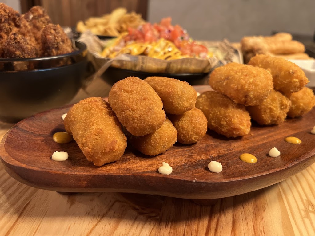 Aterpe taberna — Comida y bebida