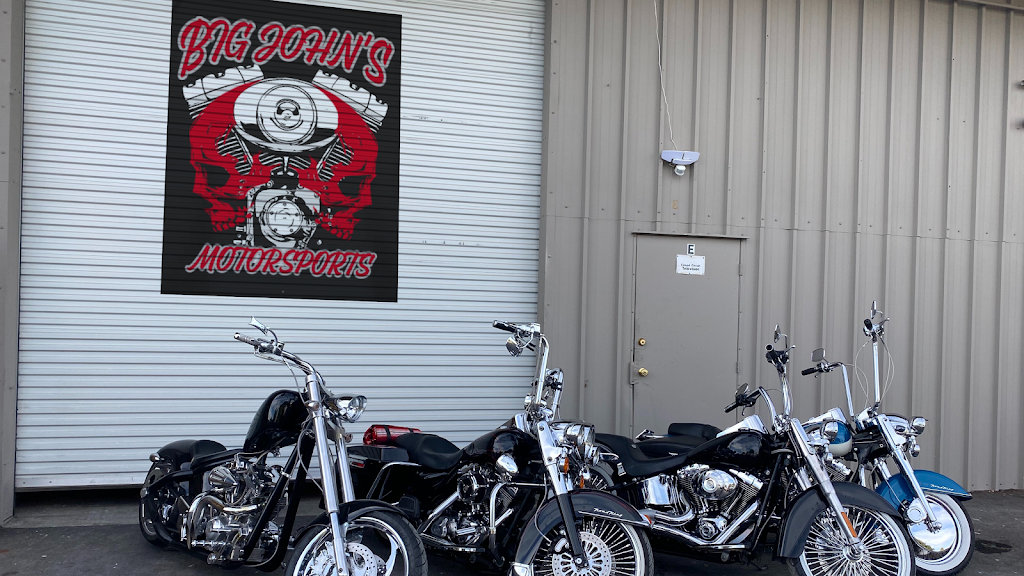 Motorcycle repair shop in San Martin