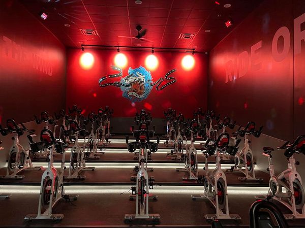  Crunch Fitness - Maple Grove