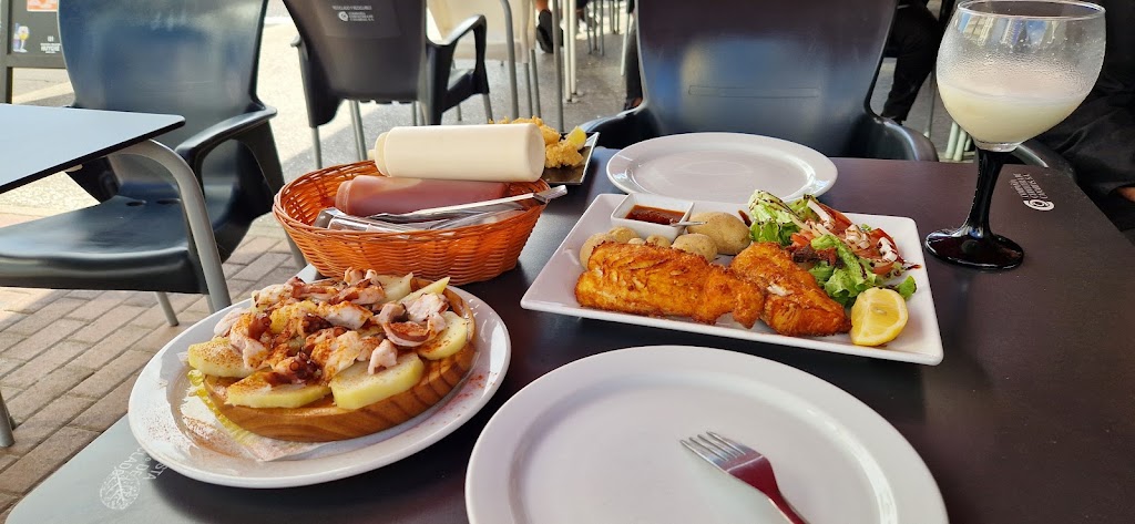 Bar Restaurante Francis II — Comida y bebida