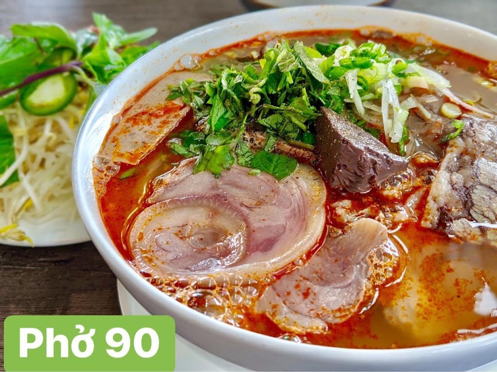 Bún bò Huế