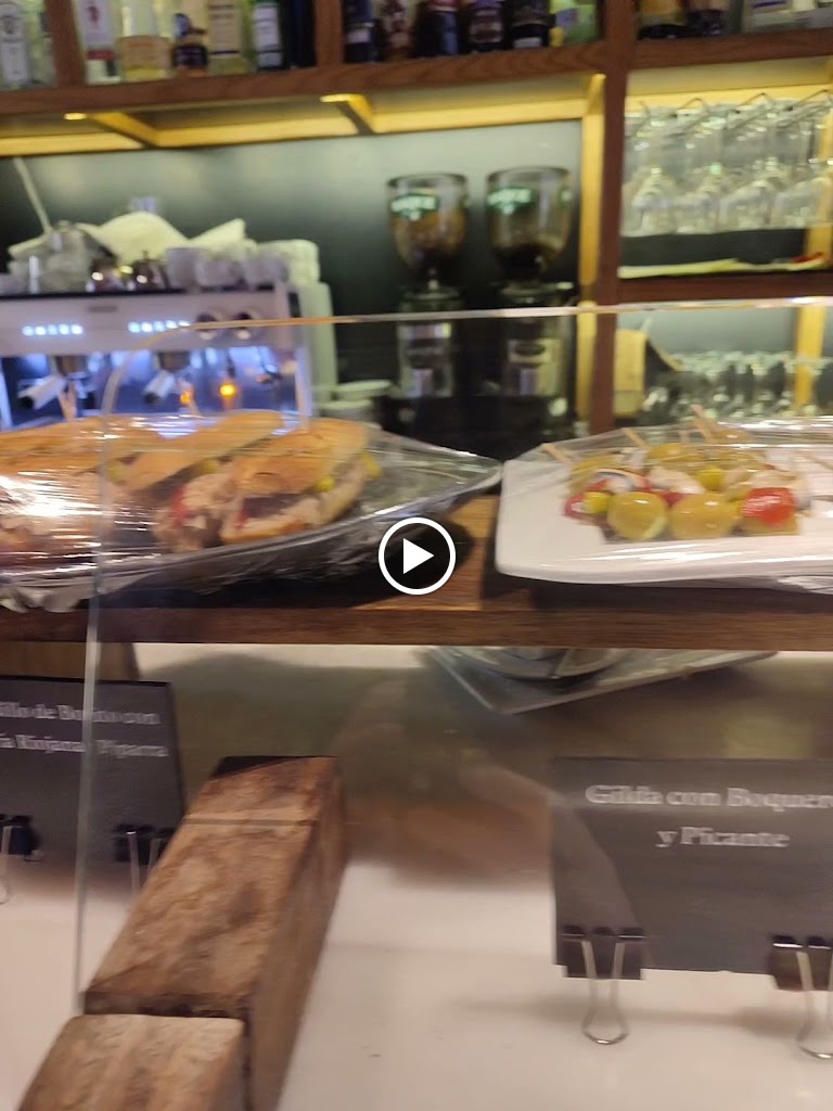 Bodegon Mendia — Videos