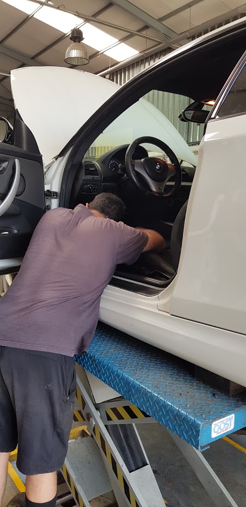 Automecanica Gost Sport S.L. — Del propietario