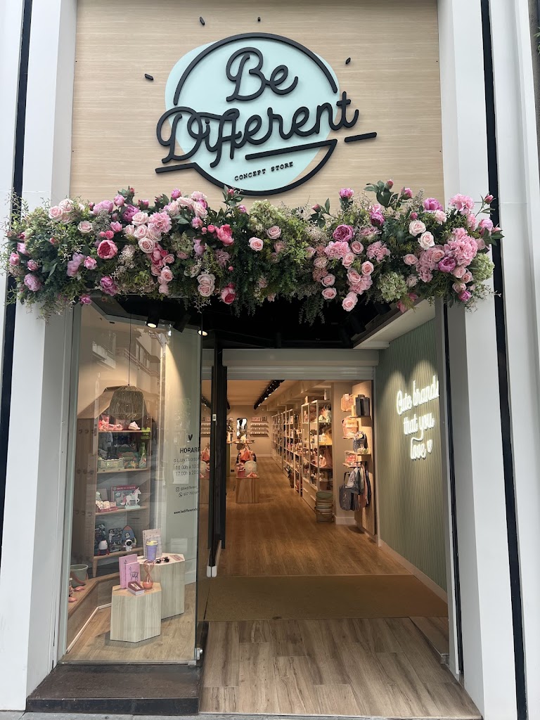 Foto 2 de Be Different - Concept Store