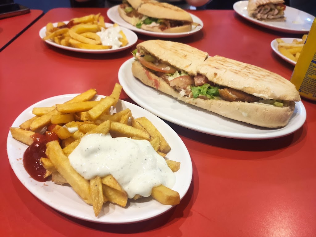 Hamburgueseria Mikonos centro