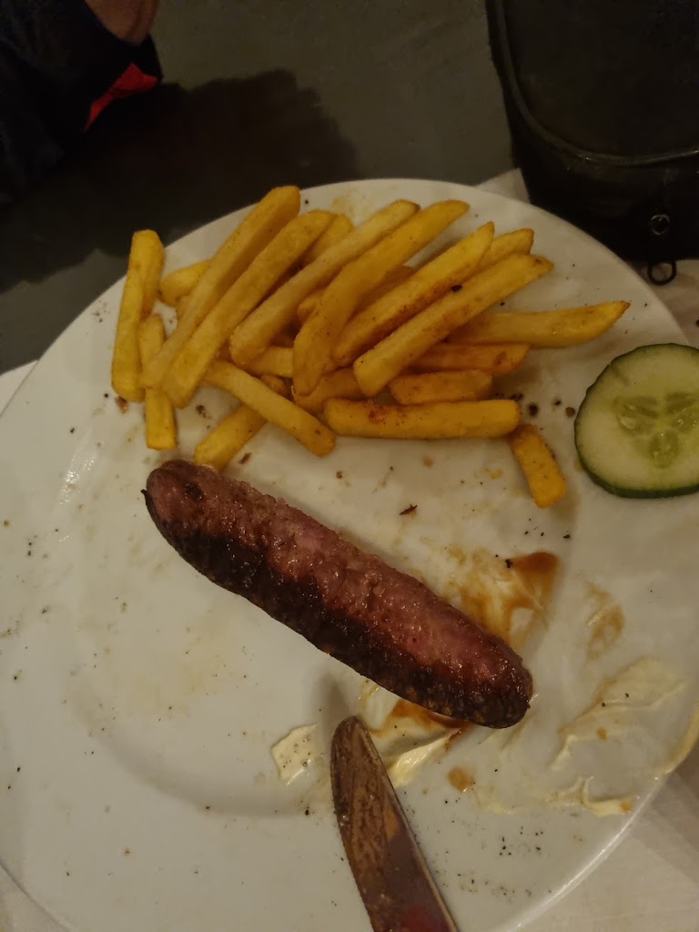 Restaurante La Estanca — Comida y bebida