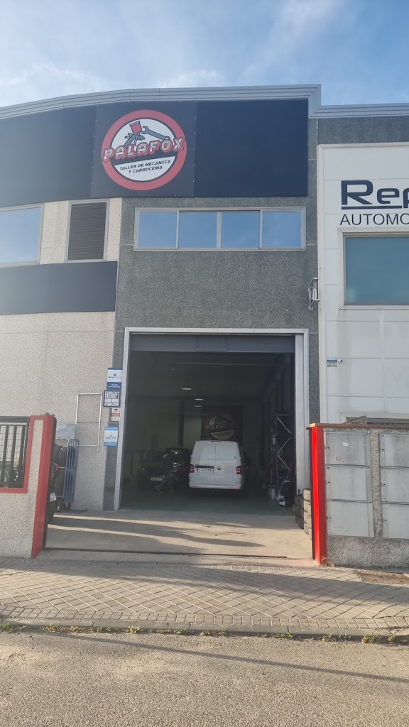 Talleres Palafox — Exterior