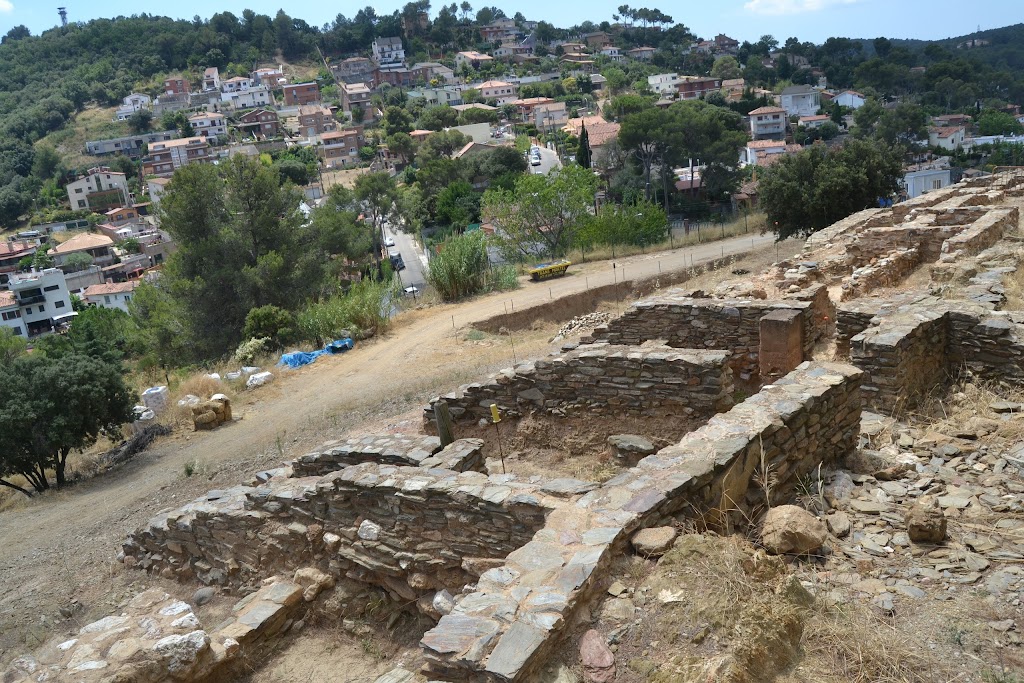 Museo y Poblado Iberico de Ca n'Oliver - Museo de Historia de Cerdanyola