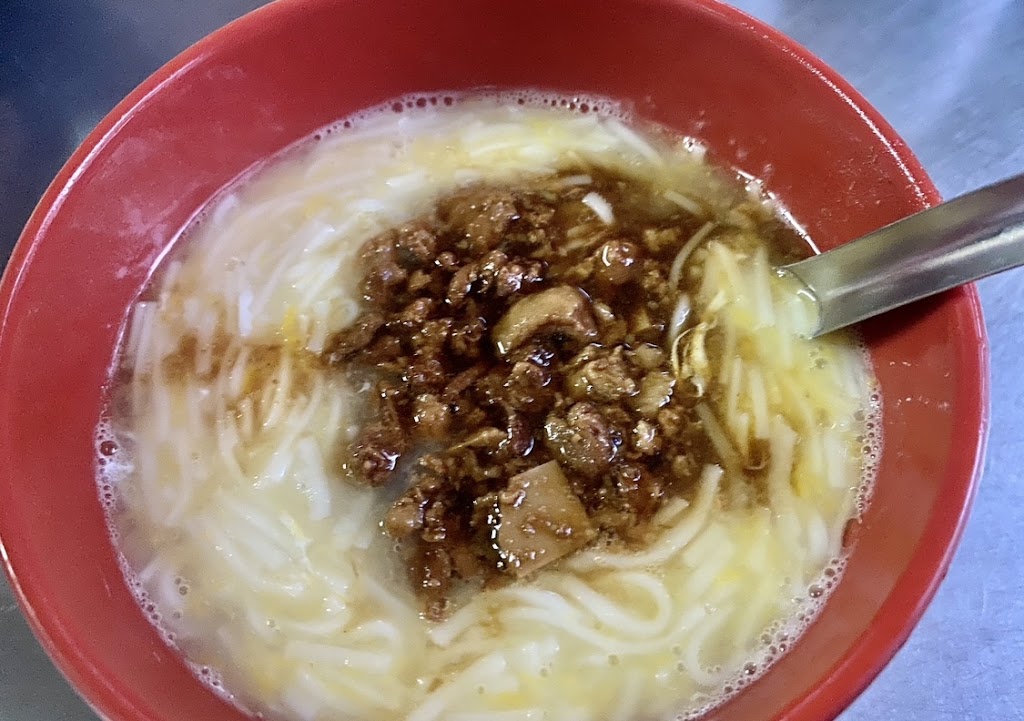 公園油飯麵線糊 的照片