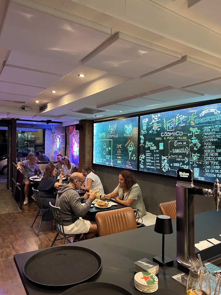 Cosmico Tapas Palma — Ambiente