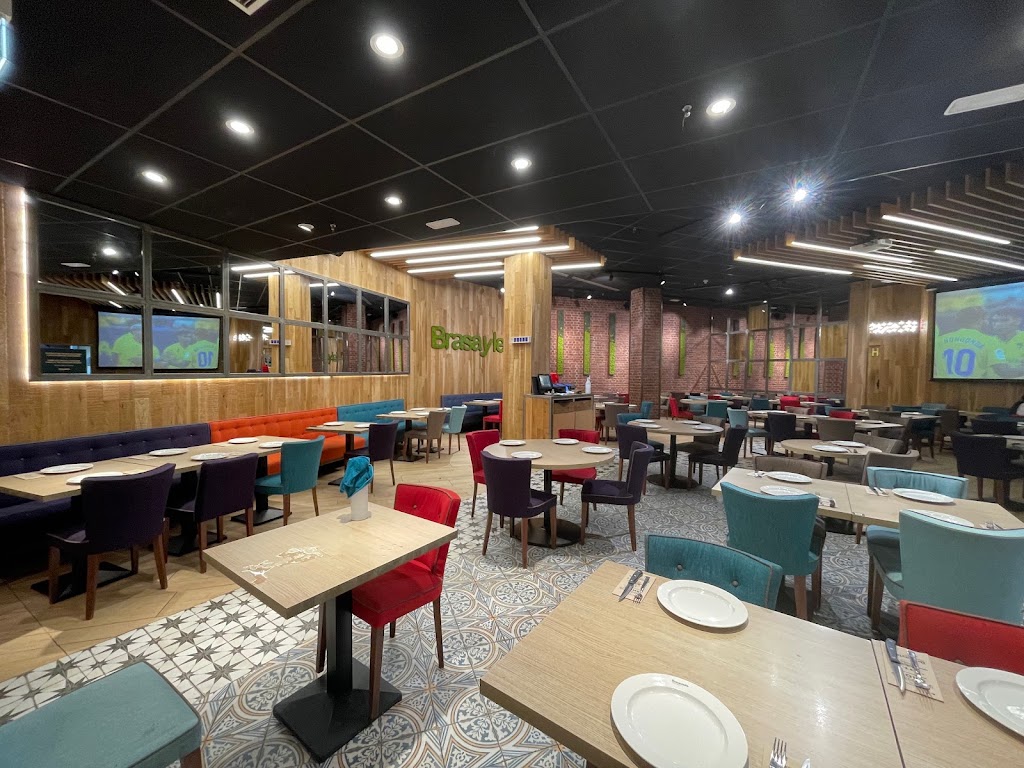 Restaurante Brasaylena Plaza Norte 2 — Ambiente