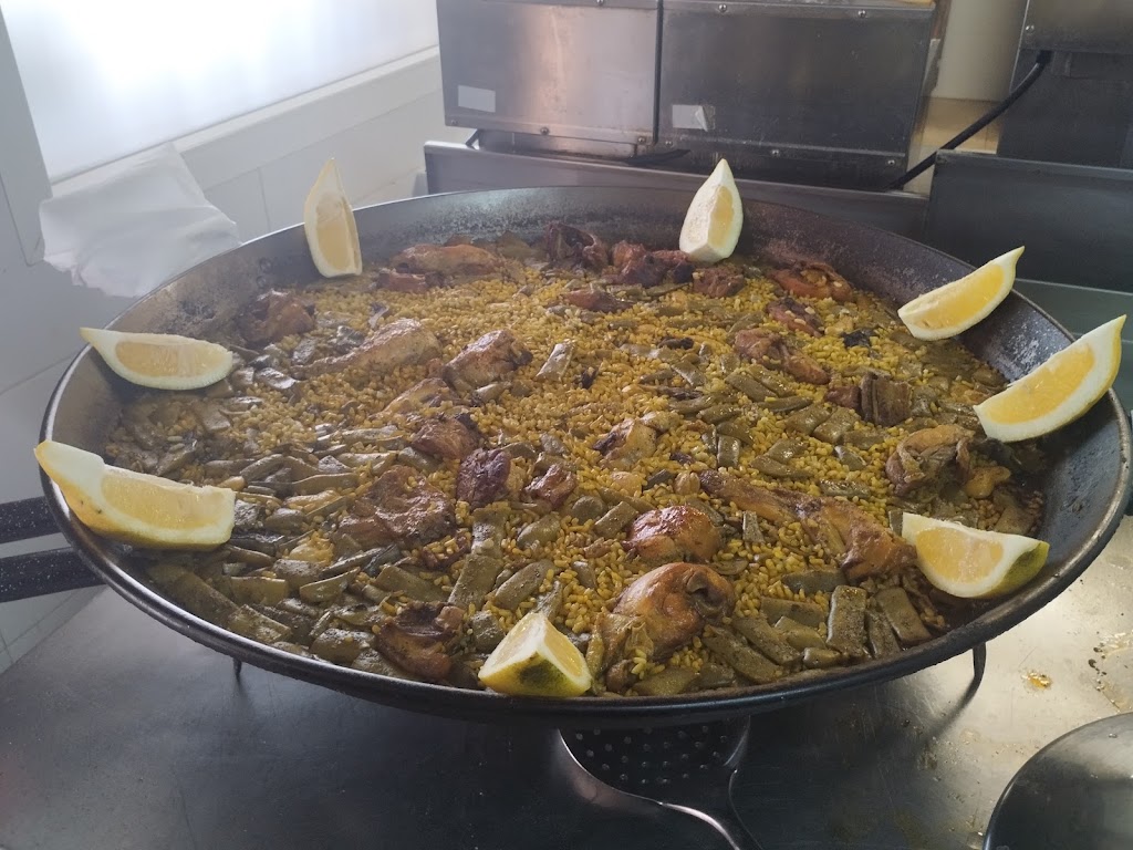 Bar Ca Sam Polideportivo Catarroja — Comida y bebida