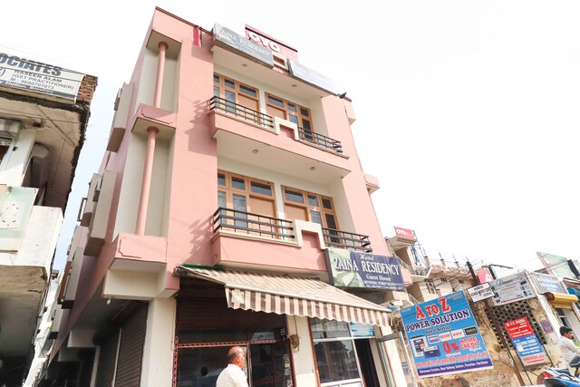 Oyo 24987 Zaina Residency