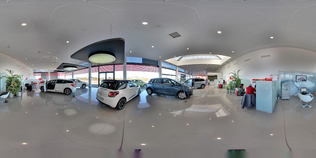 Citroen Automoviles Sagunto — Interior