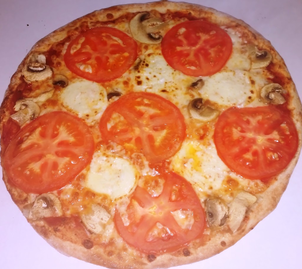 pizzamania — Comida y bebida