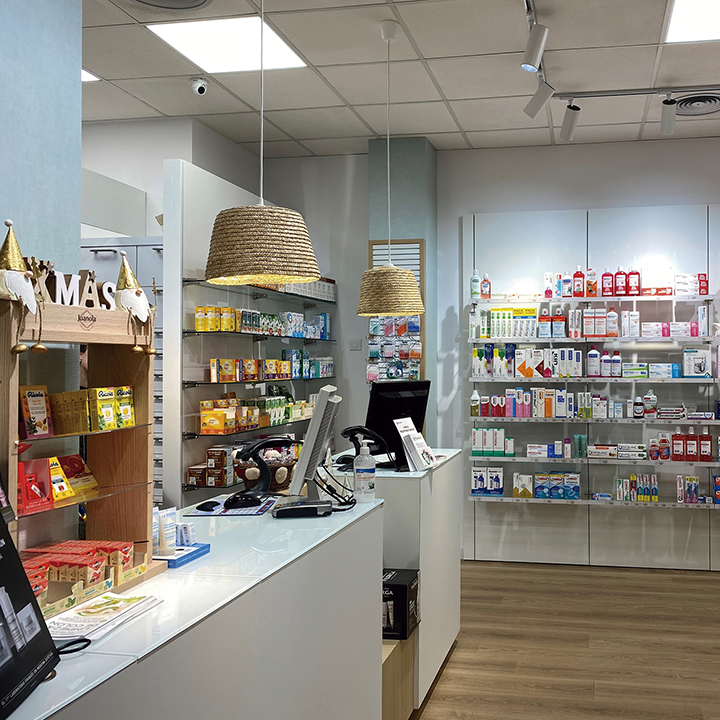 Farmacia Maite Torrent — Del propietario