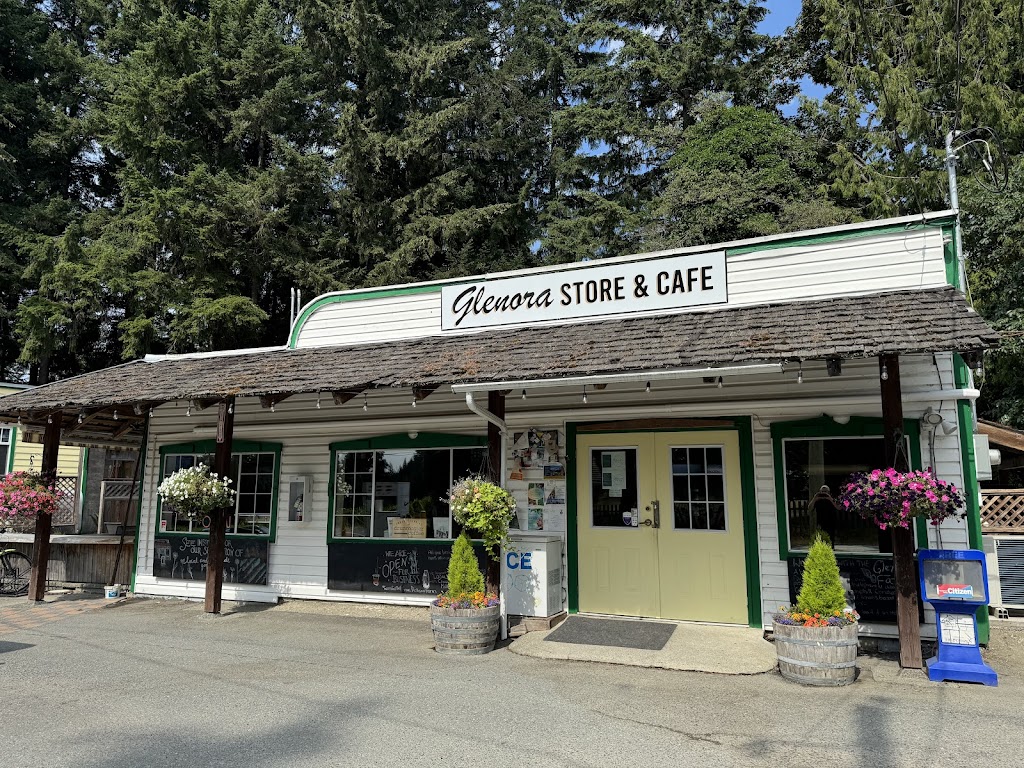 Glenora Store and Cafe in Duncan