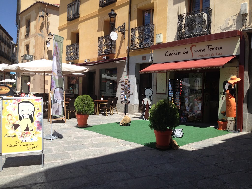 CARICIAS DE SANTA TERESA