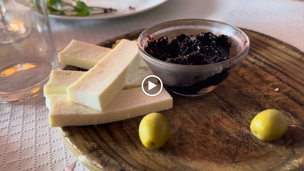 Bodegon Vargas — Videos