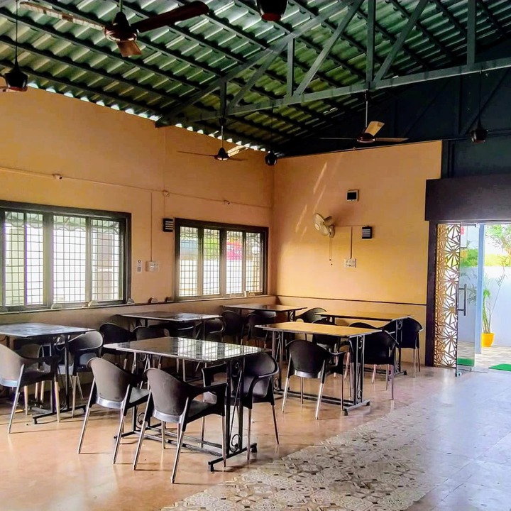New Bharat Bar And Restaurant