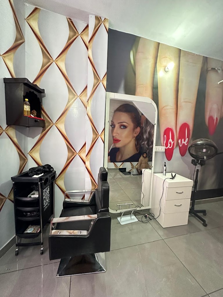 Glamour Beauty Salon Academy