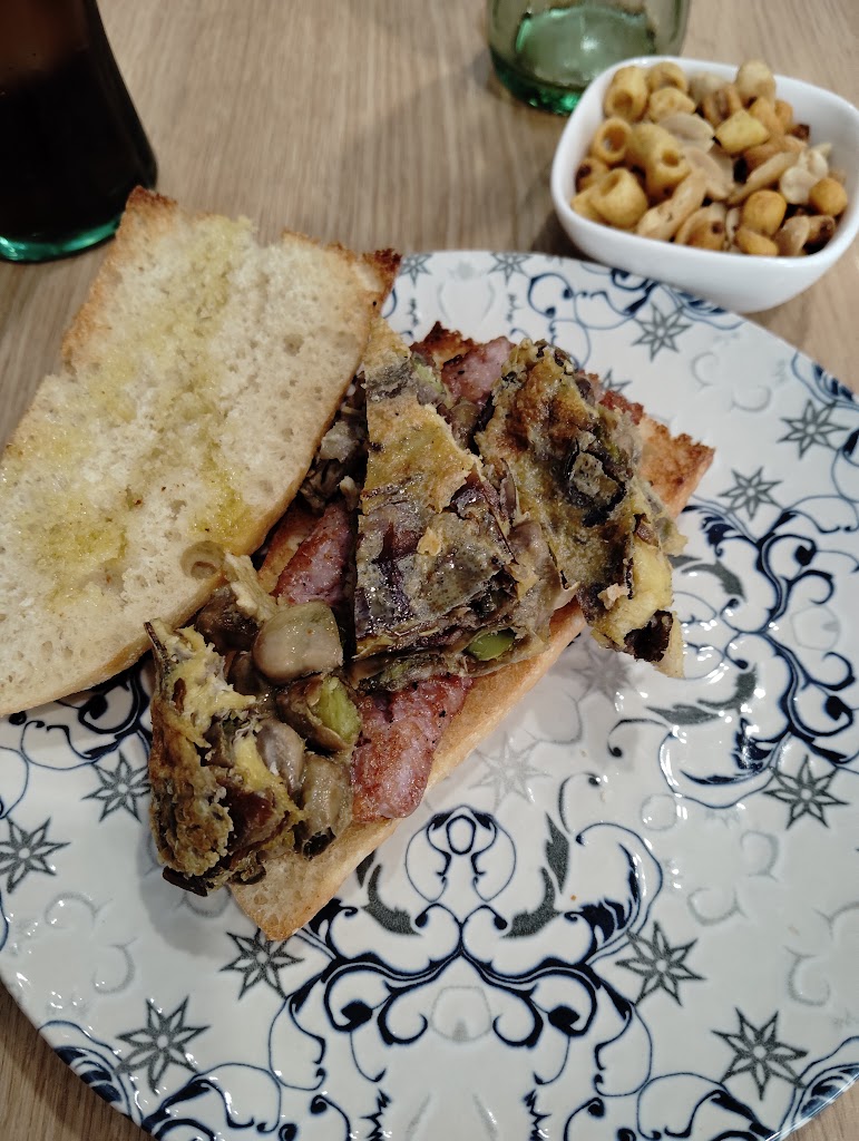 Cafeteria Blau S L — Comida y bebida