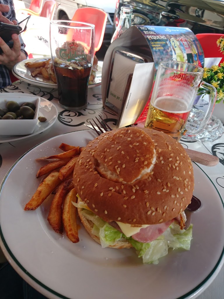 Restaurante Pino — Comida y bebida