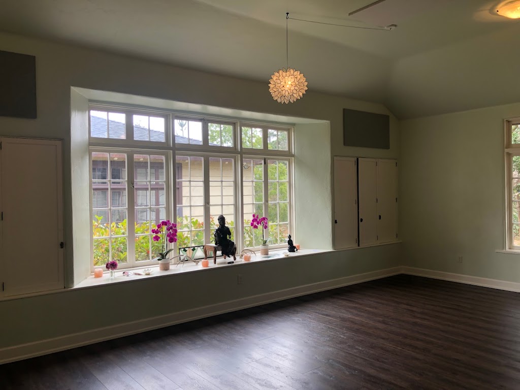  Yoga Shala by the Sea